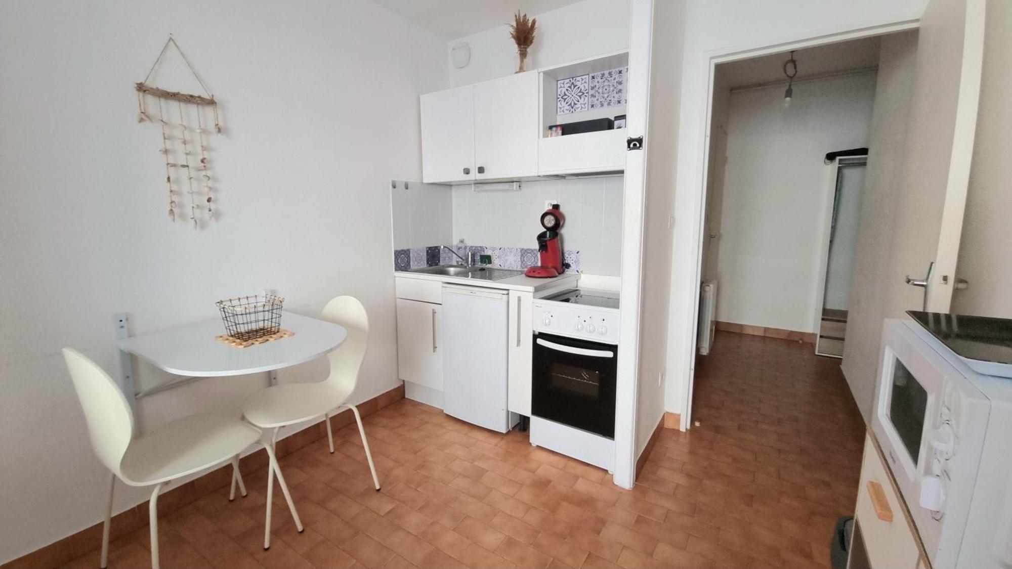 T1 Cozy en Bord de Plage avec Vue Mer Canet-en-Roussillon Eksteriør bilde